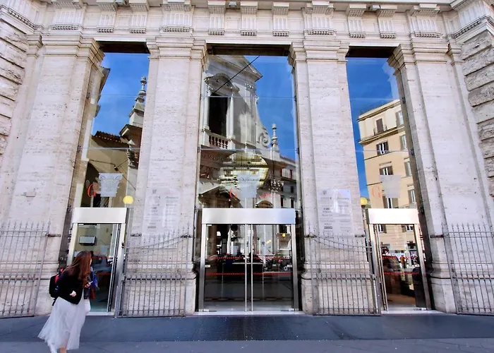 Rent In Trevi Fountain Suite